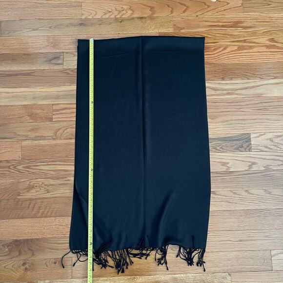Black Scarf w/ Fringe Womens One Size Minimalist Casual Basic Simple Soft Wrap - Picture 6 of 7